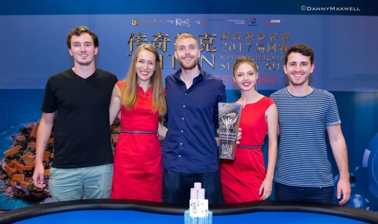 Manig Loeser podczas Triton Poker Super High Roller Series w Czarnogórze