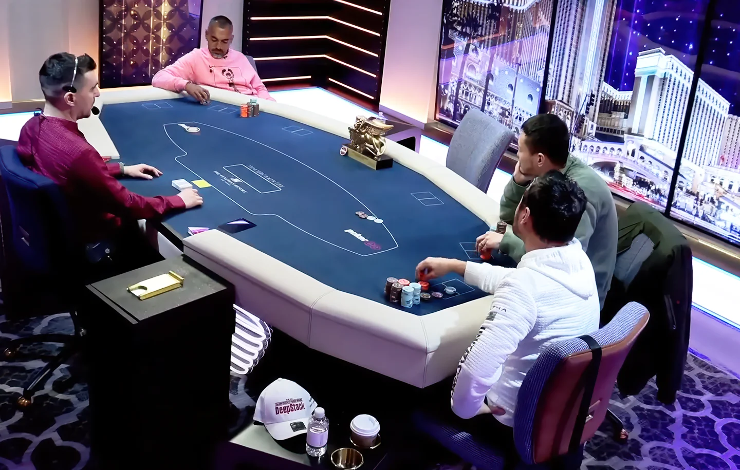 Maj 2026: Świat live pokera przyspiesza przed letnią kulminacją w Las Vegas