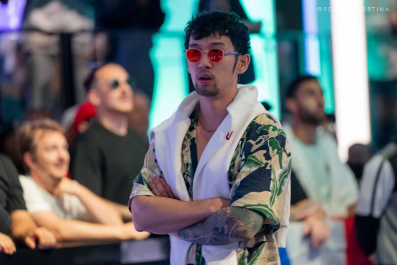 Największa wygrana live Fenga to $160K za zwycięstwo w Houston 2024. Pokerzysta z Teksasu, GPI Mid-Major Player of the Year, w przedostatnim dniu był na małym stacku, ale podwoił się i awansował do finału.